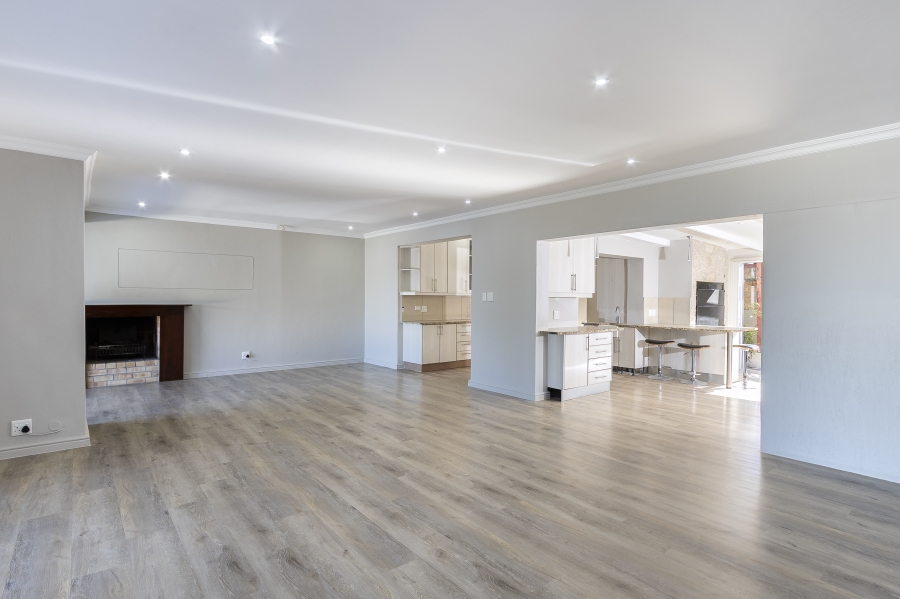 3 Bedroom Property for Sale in Helena Heights Western Cape